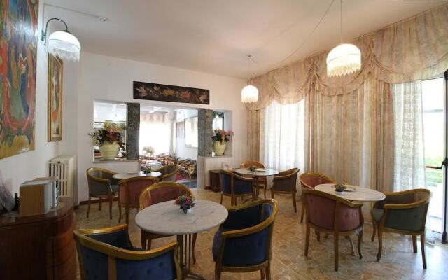 Hotel Gale