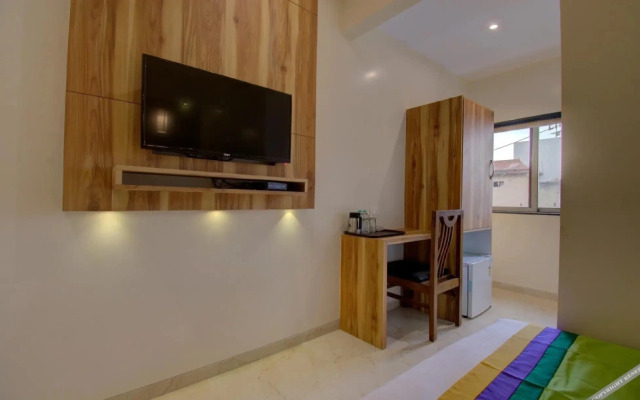 Hotel Apex International