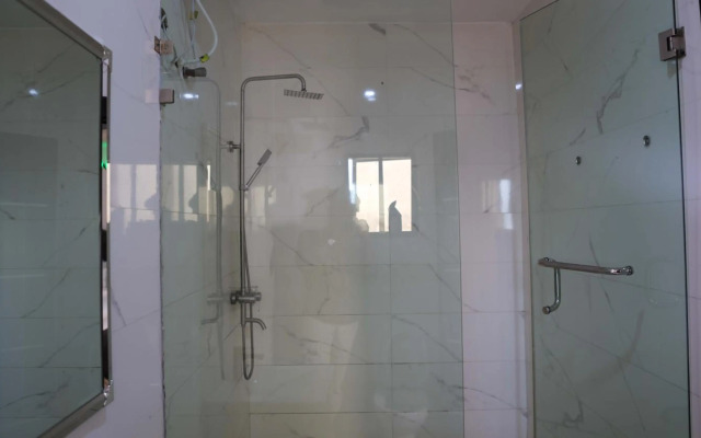 Bol Lodge And Apartment