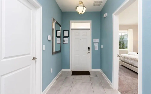 8912 Amazing 6BD Home