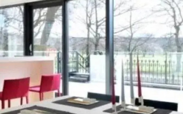 Quartermile Luxury Apartment