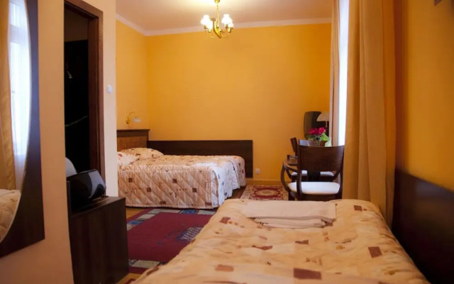 Willa Pan Tadeusz - POLSKIE TATRY S.A.