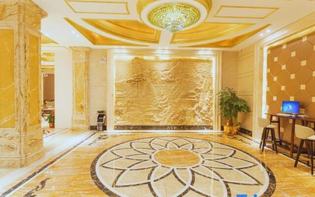 Xinlong Hotel (Qingyuan Changlong Avenue Yinzhan Hot Spring Branch)