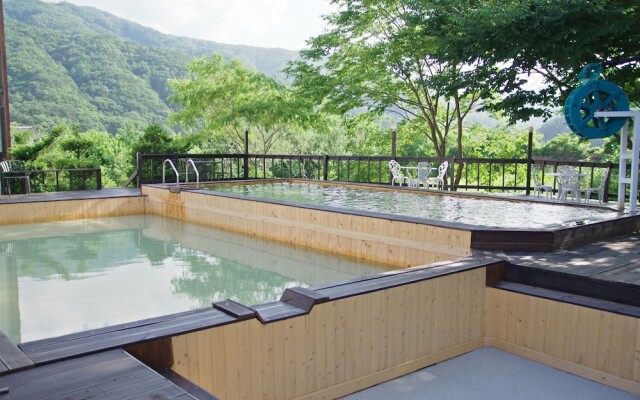 Muju Cherish Pension