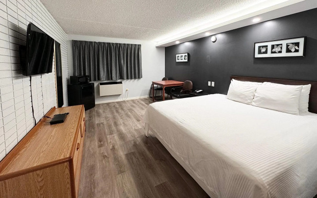 Travelodge By Wyndham Winnipeg Airport