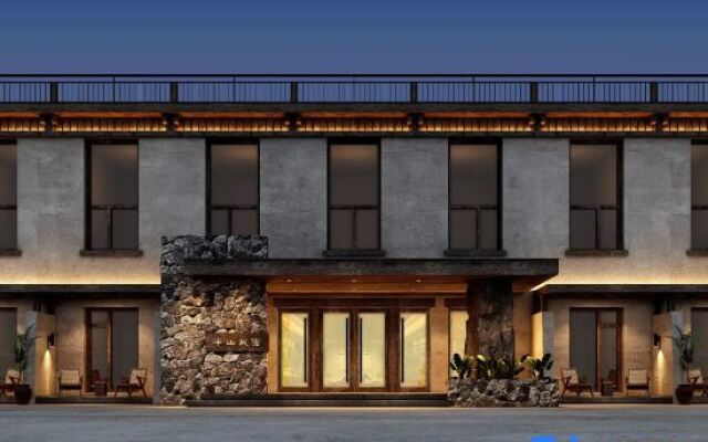 Mid-levels Hot Spring Home