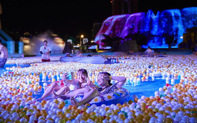 The Paradise Garden Sasebo