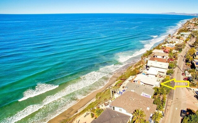 Sunset Beach 2 Bedrooms 2 Bathrooms Home