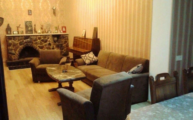 Апартаменты на ул. Костава