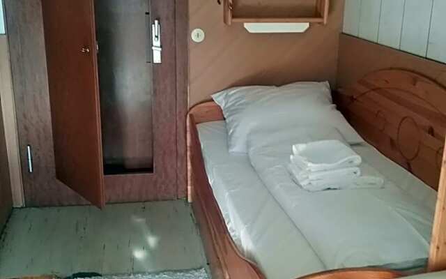 See Lord Hotel