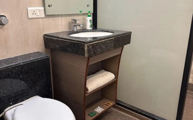 FabHotel Swaruchi Inn Rohini
