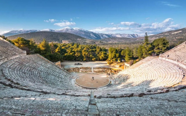 Marina s Bright Getaway - Nafplio Center House