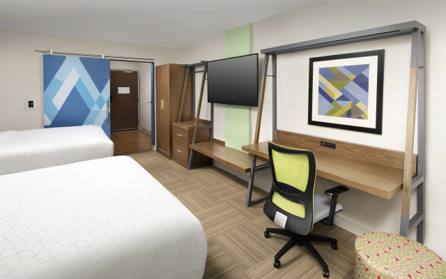 Holiday Inn Express & Suites Kingsland I-95-Naval Base Area by IHG