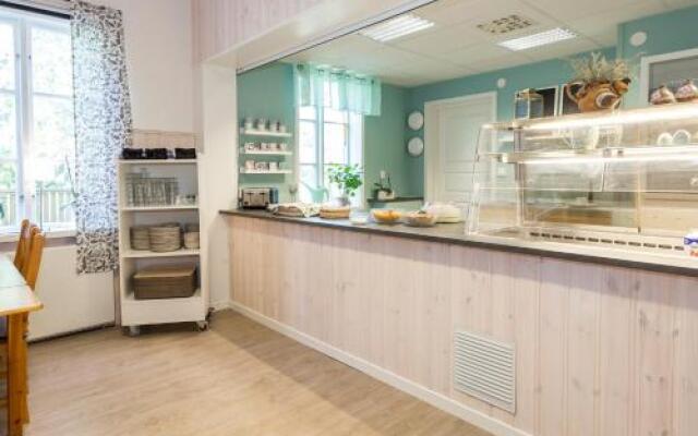 Brukshotellet Roma B&B