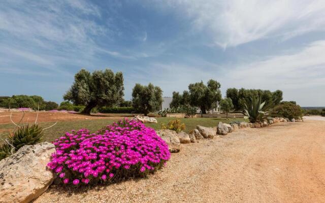 Villa Torre Guaceto con Piscina by Wonderful Italy