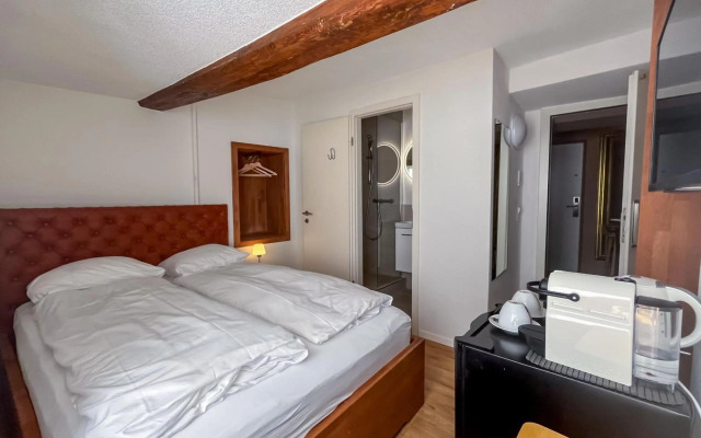 Statthotel