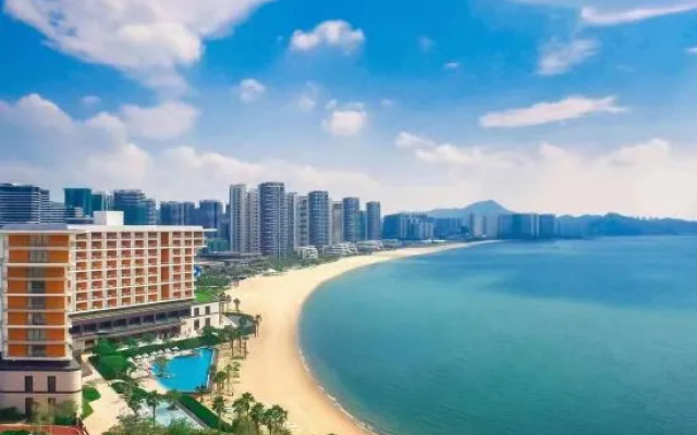 Dolphin Resort (Huizhou island resort)
