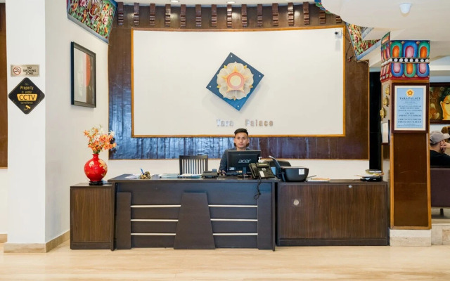 Hotel Tara Palace