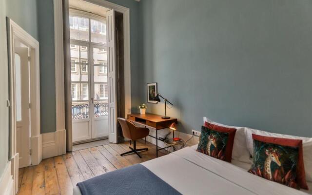 Adorable Apartments in Great Area