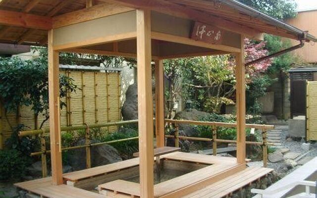 Nissyokan Shoshintei