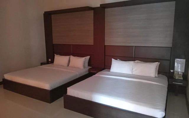 Surya Kencana Seaside Hotel
