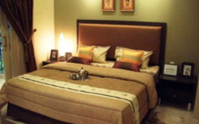 Trio Hotel