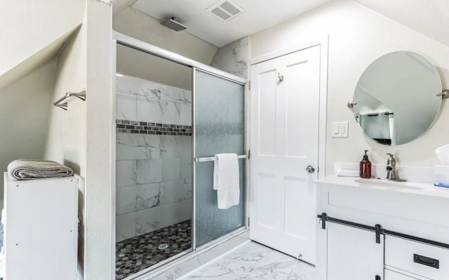 Brikctoria 1102 3 Bedroom Home