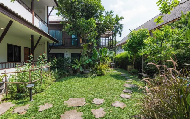 Nine-Kai-Mon Boutique Hotel