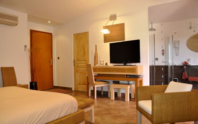 Private Hotel - Adults Only