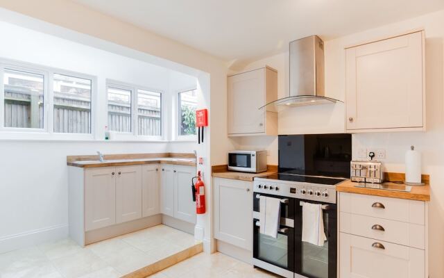 Iffley Town House