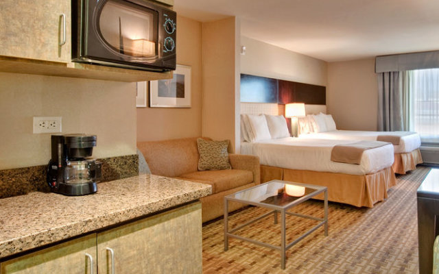 Holiday Inn Express Hotel and Suites Las Vegas I-215 S Beltway
