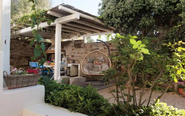 9 Muses Naxos beach hotel