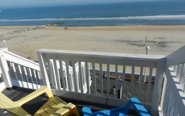Boardwalk Terrace