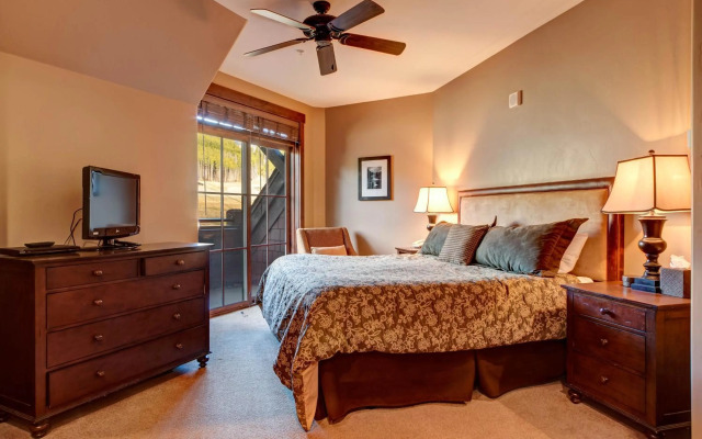 Crystal Peak Lodge by Summit County Mountain Retreats