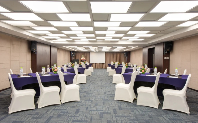 Holiday Inn Express Chengdu Wuhou, an IHG Hotel