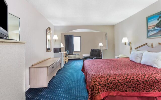 Days Inn Panama City/Callaway