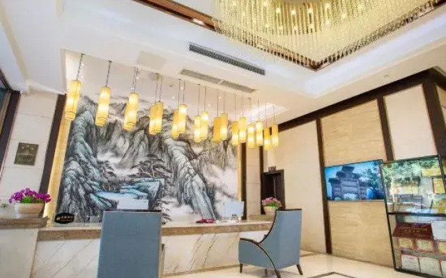 Jin E Hotel