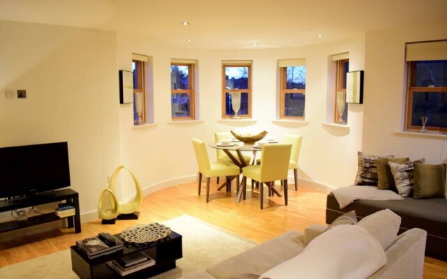 2 Bedroom Flat Sleeps 4 in Balham