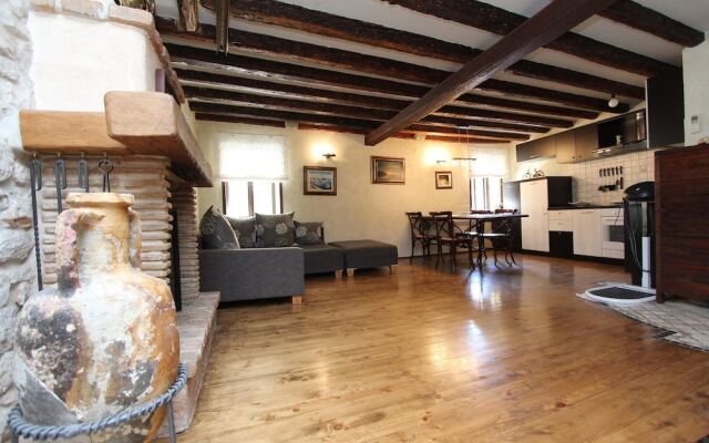 Apartment Midea