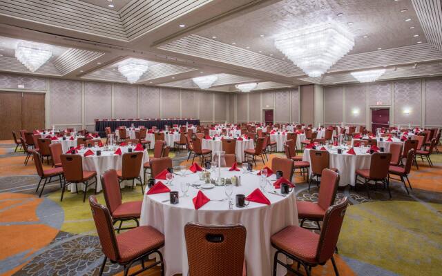 Crowne Plaza Columbus North- Worthington by IHG