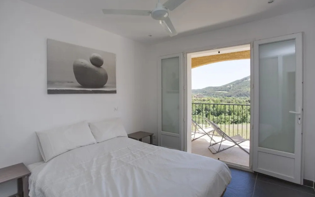 Roquebrun Villa With Pool