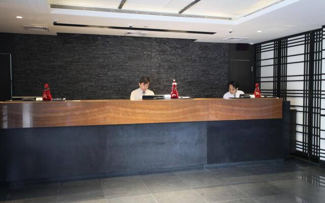 Hotel 81 Premier Star