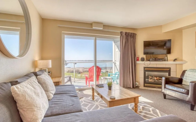 Birds Nest Suite