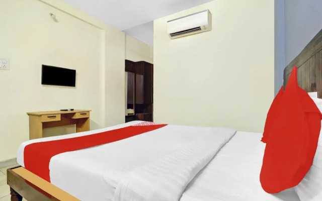 OYO Flagship 80444 Hrr Hotels