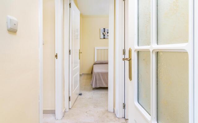 Banana Beach Marbella 4 pax 354