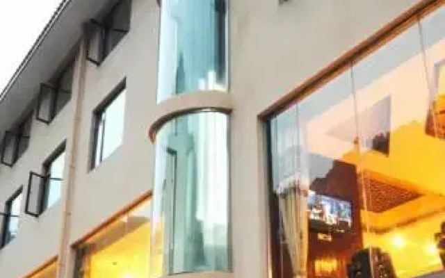 Tianjin Binhai One Hotel