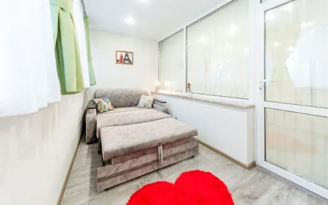 Sun City Apartments on the street. Ostrovsky 35/11