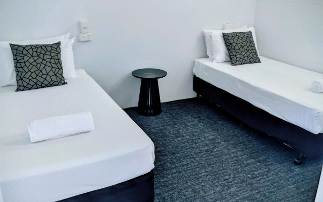 Lumina Motel – Guest Rooms – South Gladstone