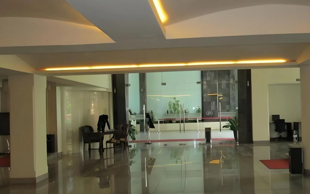 Kenari Tower Hotel