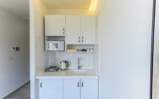 Gate 9 Tower -Studios & Apts Mar Mikhael